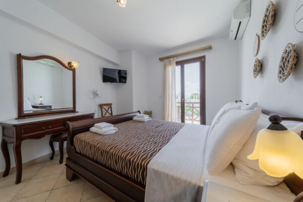 anemomylos_apartment_room-56